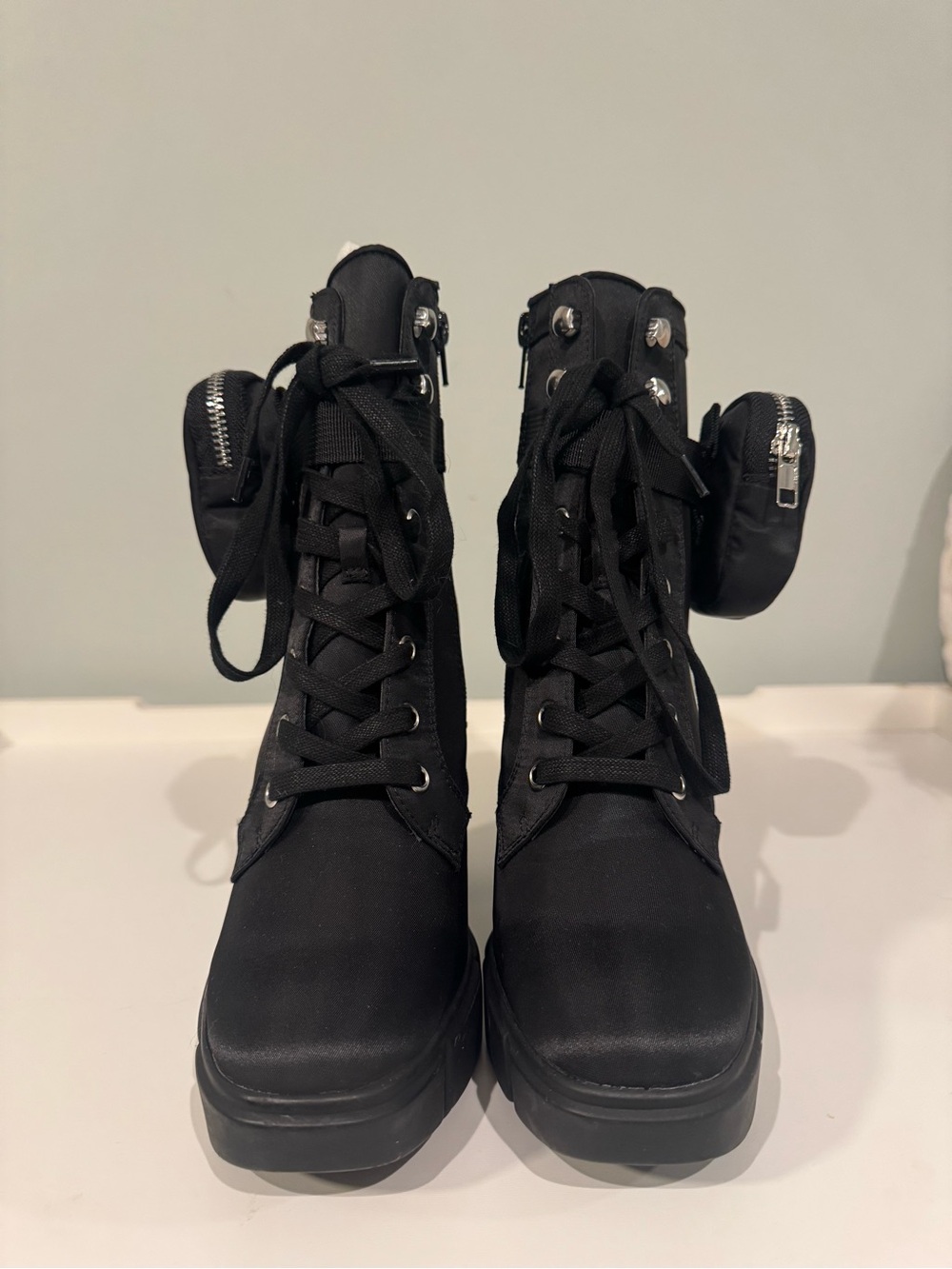 Steve Madden Herrick Black Platform Heeled Combat Boots Size 8 Rare - Picture 2 of 6